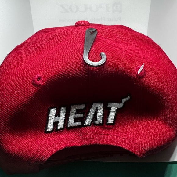 π₯ Miami Heat Ultra Game Snapback Hat β Official NBA Licensed Cap π₯ - Picture 3 of 4